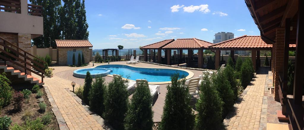Villa Albizia Odesa Exterior foto